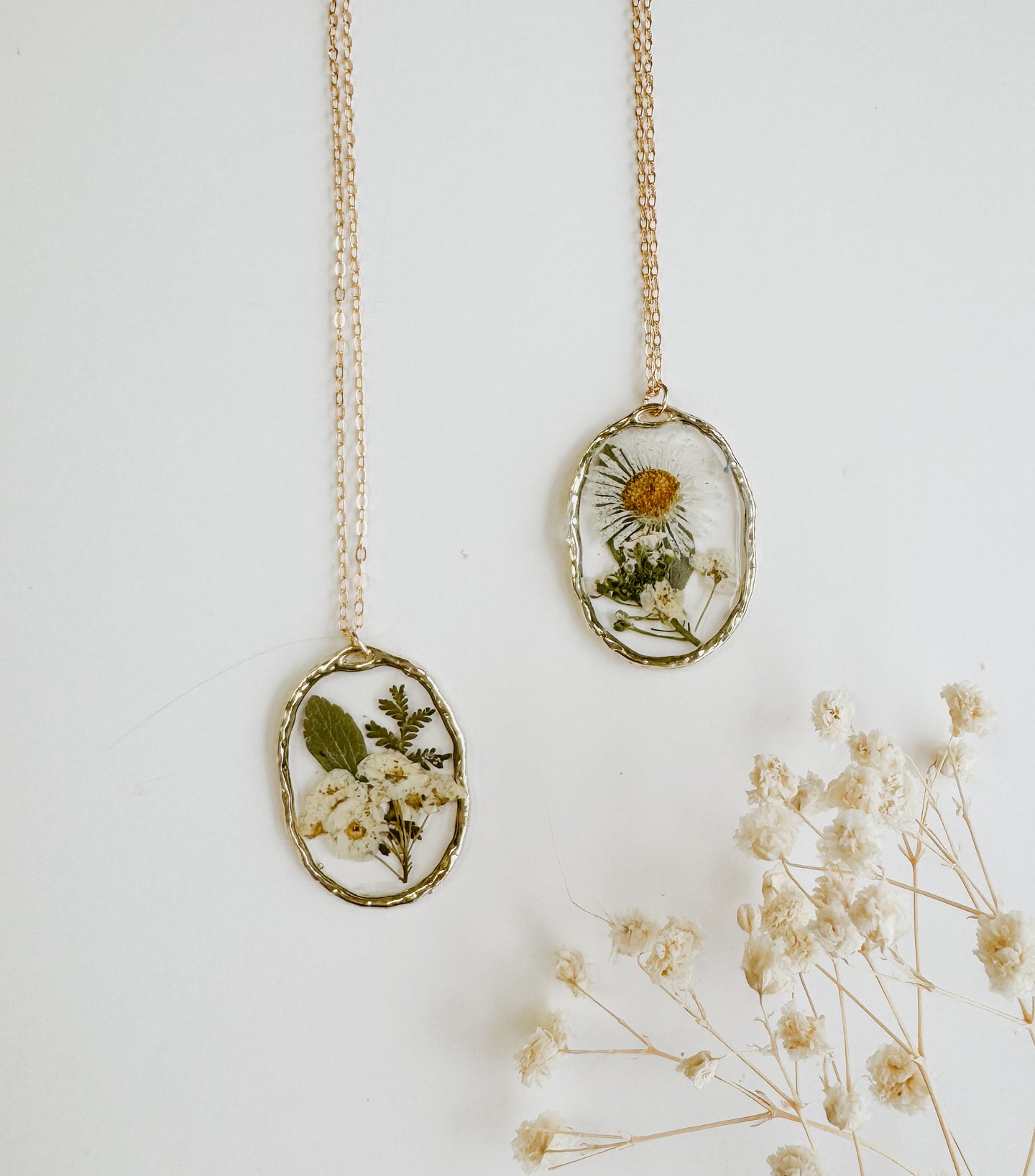 “Secret Garden” Necklace - Assorted White Flowers & Greens, Oval